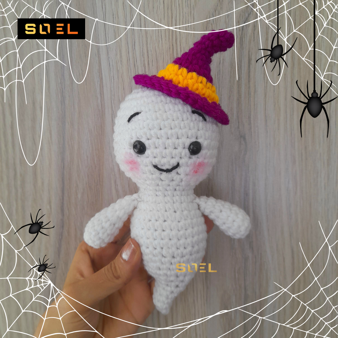 White and Purple Illustrative Background Halloween Sale Instagram Post (2)